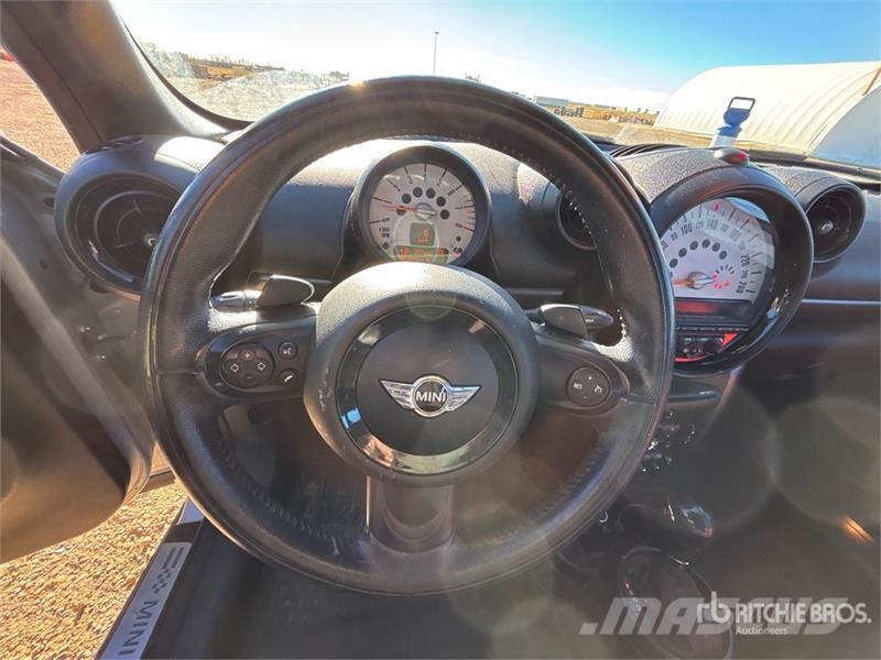 Mini Cooper Countryman S AWD Automobile سيارات