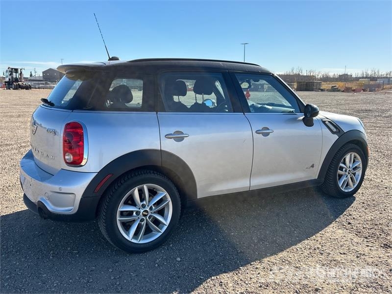 Mini Cooper Countryman S AWD Automobile سيارات