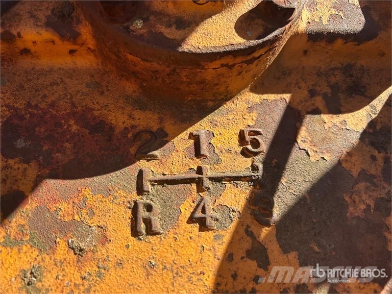 Minneapolis Moline 340A-4 2WD Wide Front Antique Tractor Traktorji