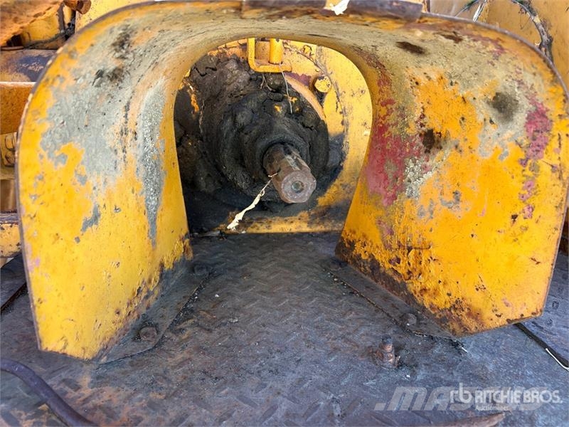 Minneapolis Moline UTS 2WD Antique Tractor Traktoriai