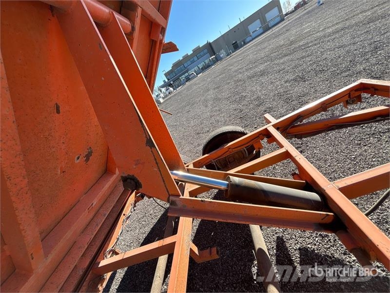 Miska 10 ft T/A Dump Utility Trailer Самоскиди