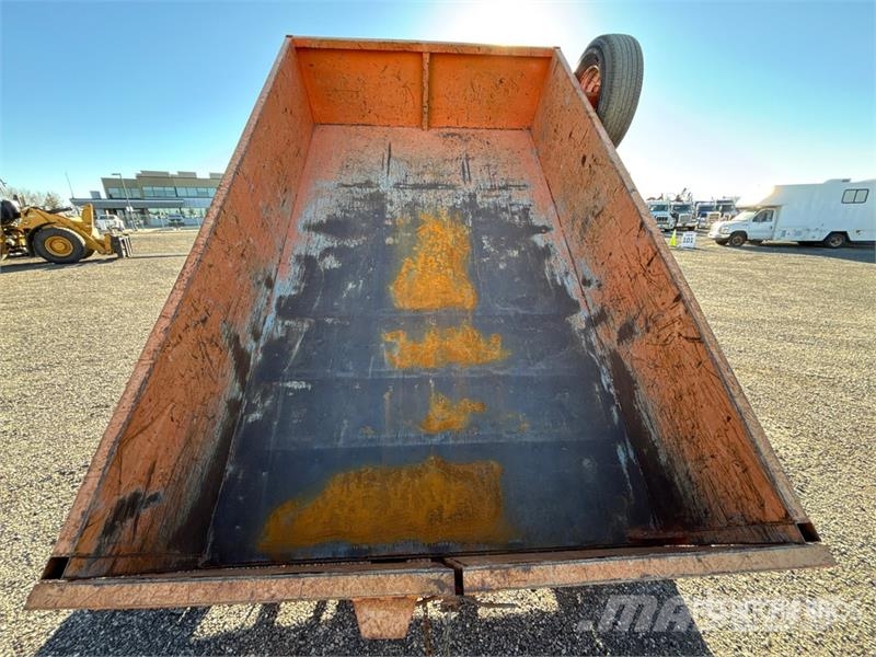 Miska 10 ft T/A Dump Utility Trailer Самоскиди