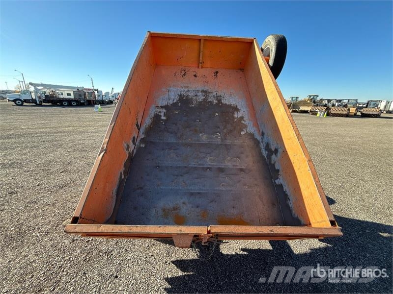 Miska 10 ft T/A Dump Utility Trailer Самоскиди