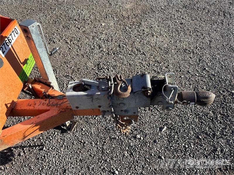 Miska 10 ft T/A Dump Utility Trailer Самоскиди