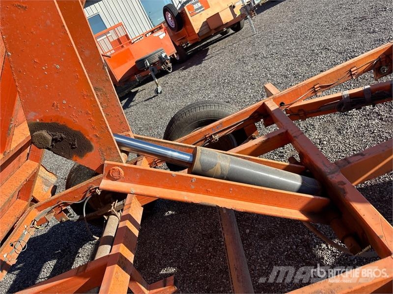Miska 10 ft T/A Dump Utility Trailer Самоскиди