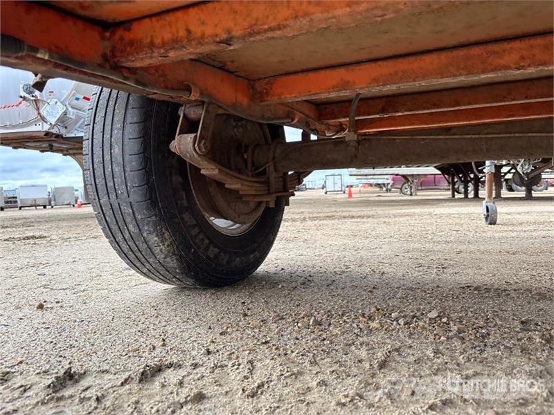 Miska 8 ft S/A Utility Trailer مقطورات أخرى