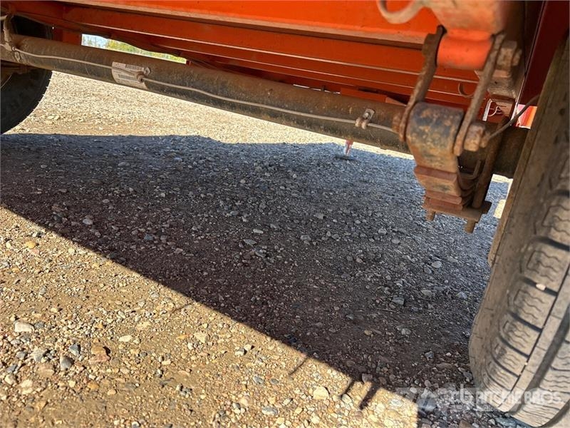  Miska CA58U 8 ft S/A Utility Trailer مقطورات أخرى