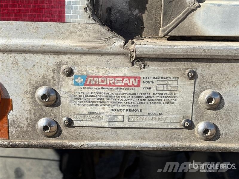 Mitsubishi Fuso Canter FE180 4x2 Van Truck Camion cassonati