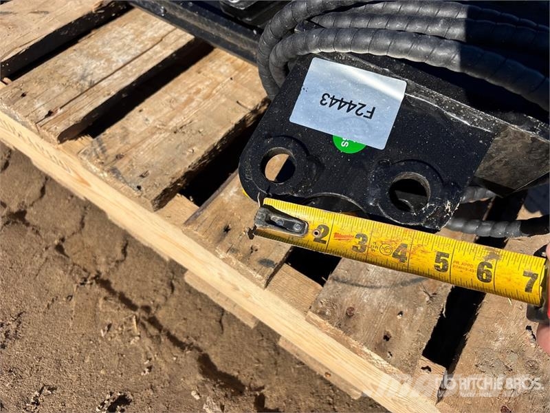 Miva VCHTM 60 in Mini Excavator Hedge Trimmer (Unused) Компоненты строительной техники