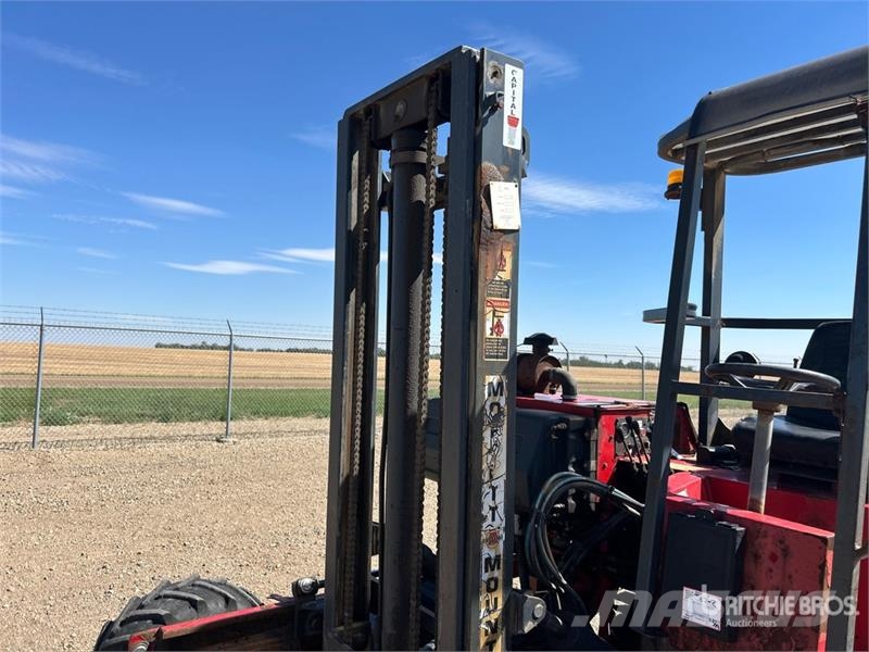  Moffet M750.3N 5000 lb 3x3 Truck Mounted Forklift トラック積載用フォークリフト