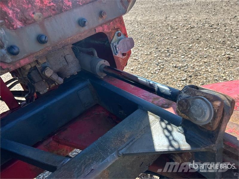  Moffet M750.3N 5000 lb 3x3 Truck Mounted Forklift トラック積載用フォークリフト