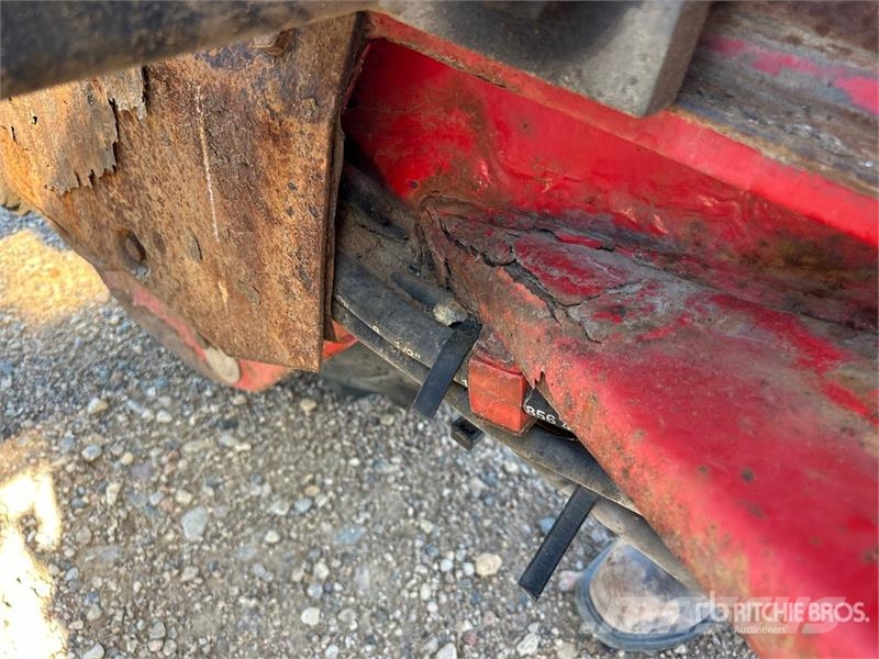  Moffet M750.3N 5000 lb 3x3 Truck Mounted Forklift トラック積載用フォークリフト