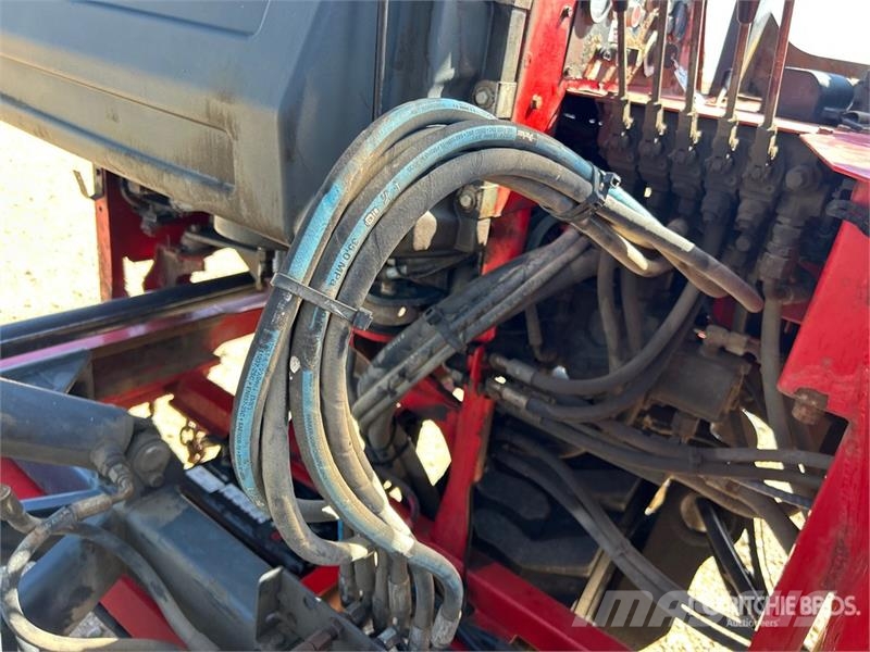  Moffet M750.3N 5000 lb 3x3 Truck Mounted Forklift トラック積載用フォークリフト