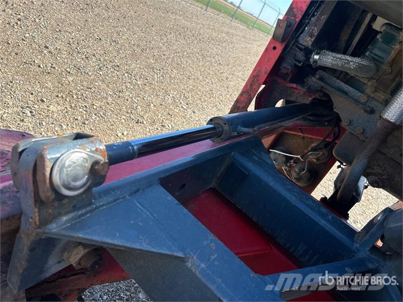  Moffet M750.3N 5000 lb 3x3 Truck Mounted Forklift トラック積載用フォークリフト