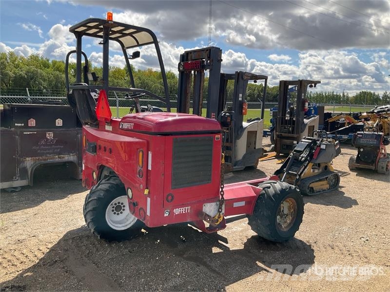 Moffett Forklift Інше
