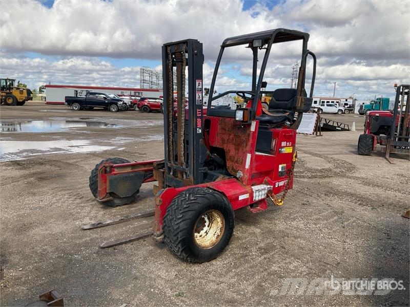 Moffett Forklift Інше