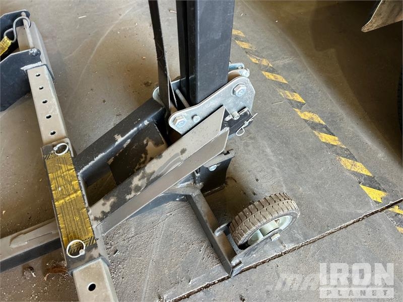 MoJack Pro Lawn Mower Lift Andre komponenter