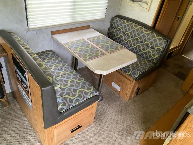 Monaco Cayman Motor Home Obytné automobily a karavany
