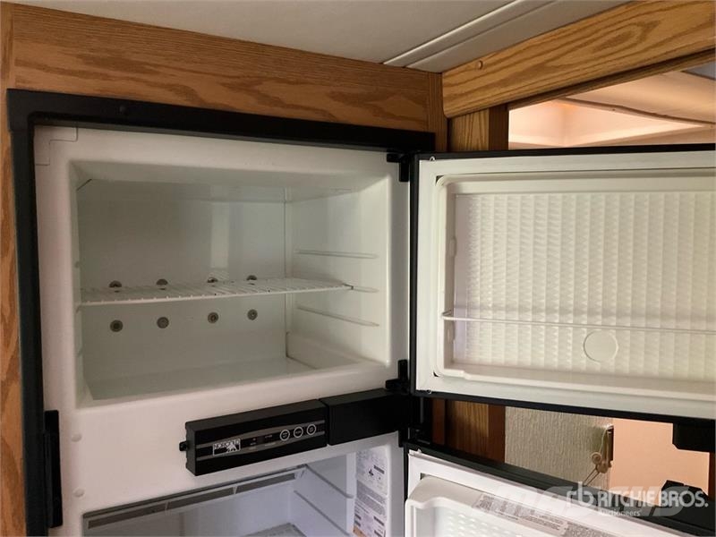Monaco Cayman Motor Home Obytné automobily a karavany