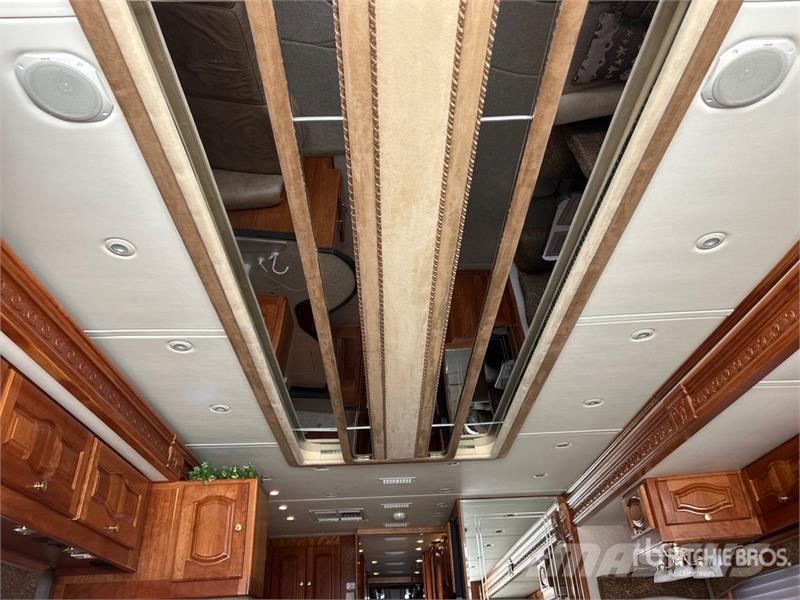  Monaco Signature Castle Motor Home 房车