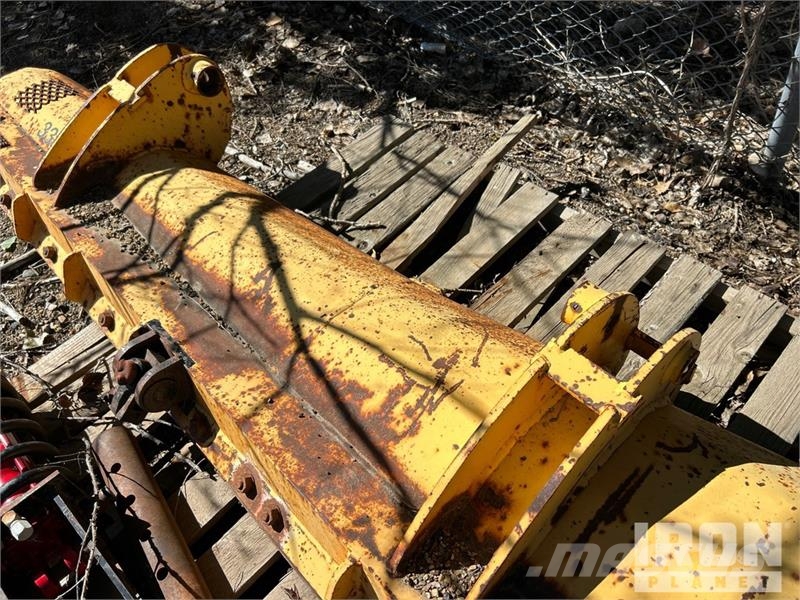  Monashee 652 120 in Underbody Plow Blade Attachmen Planierschilder/Scharen