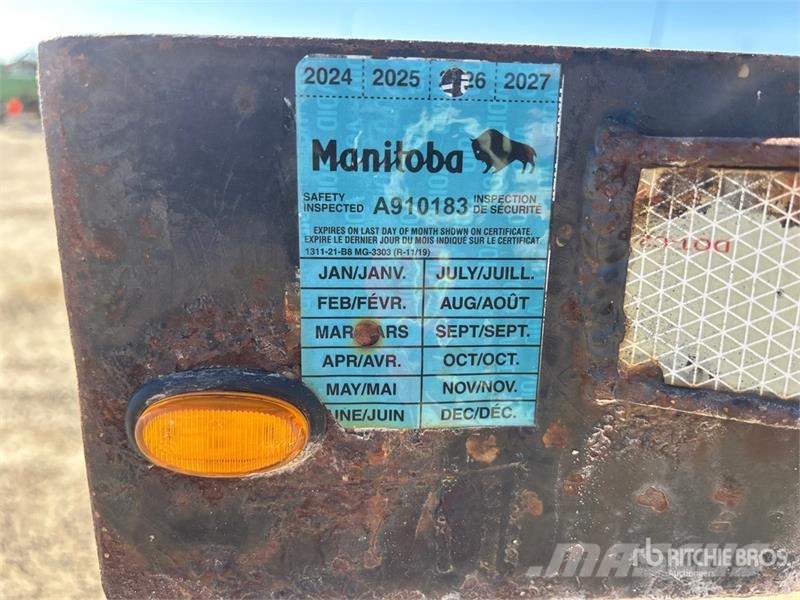 Monrac 53 ft Tri/A Flatbed Trailer Lavaperävaunut