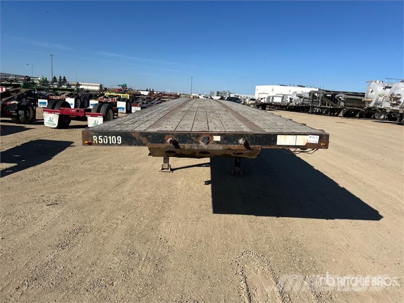 Monrac 53 ft Tri/A Flatbed Trailer Lavaperävaunut