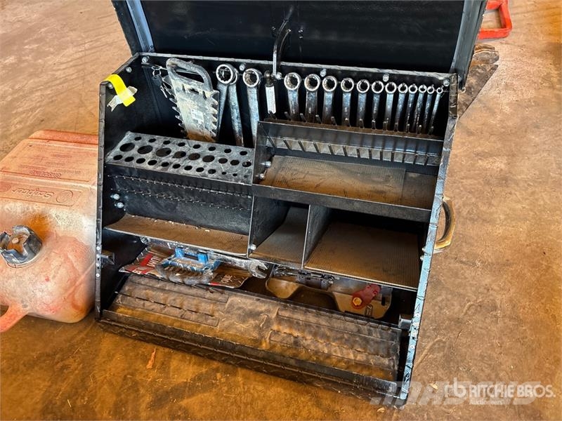 Montezuma Truck Tool Box Kiti naudoti statybos komponentai