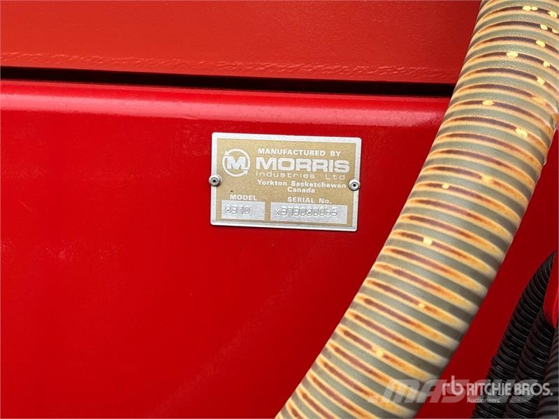 Morris 8370 Tow-Between Air Cart Taladros