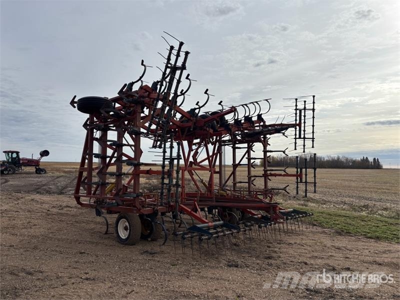 Morris Challenger L-249 50 ft Cultivator Kultivatoriai