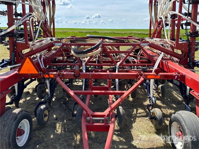 Morris Contour 46 ft Air Drill Kylvökoneet