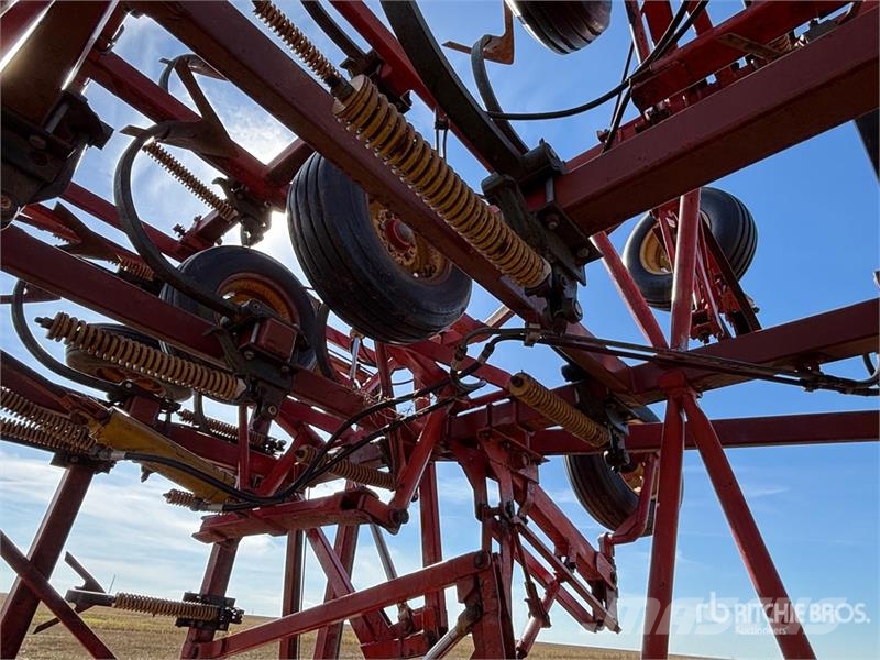 Morris CP-760 60 ft Cultivator Grubber
