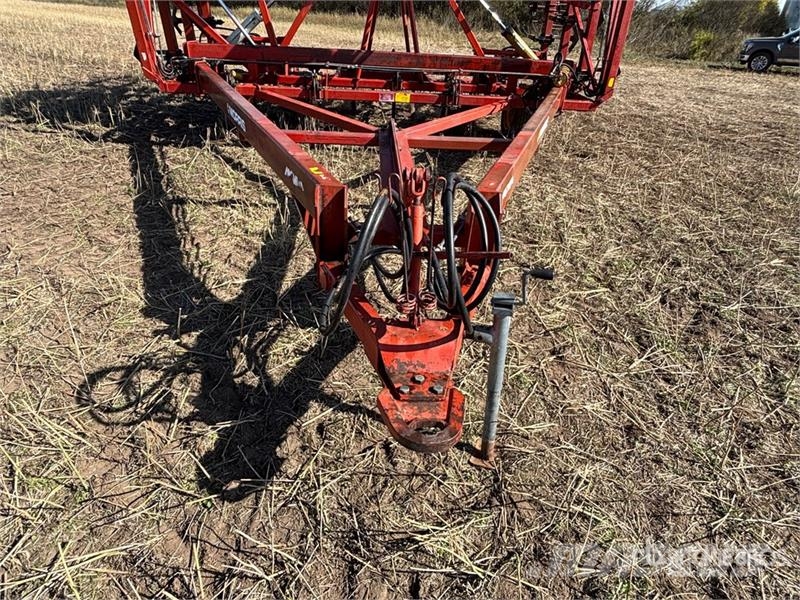 Morris CP-760 60 ft Cultivator Grubber