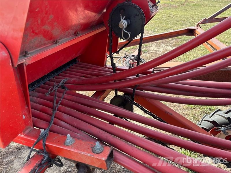 Morris CP525 25 ft Cultivator Kultivaatorid
