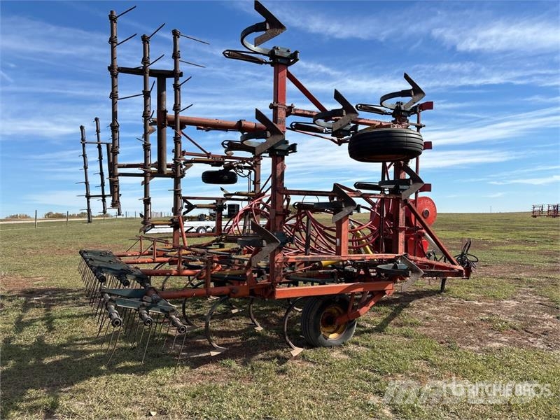 Morris CP525 25 ft Cultivator Kultivaatorid