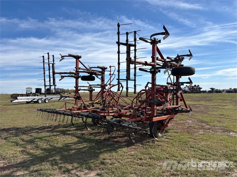 Morris CP525 25 ft Cultivator Kultivaatorid