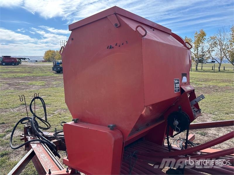 Morris CP525 25 ft Cultivator Kultivaatorid
