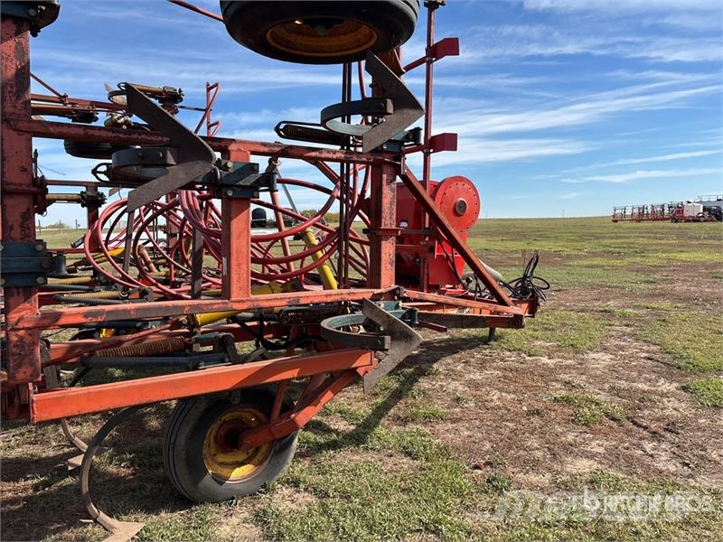 Morris CP525 25 ft Cultivator Kultivaatorid