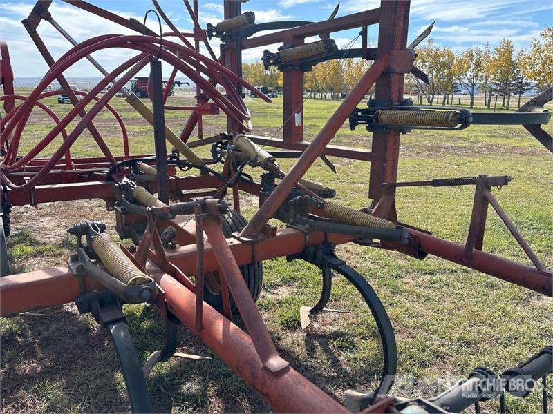 Morris CP525 25 ft Cultivator Kultivaatorid