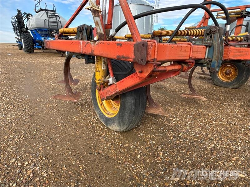 Morris CP619 19 ft Cultivator Kultivaattorit