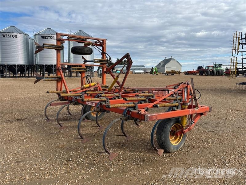 Morris CP619 19 ft Cultivator Kultivaattorit