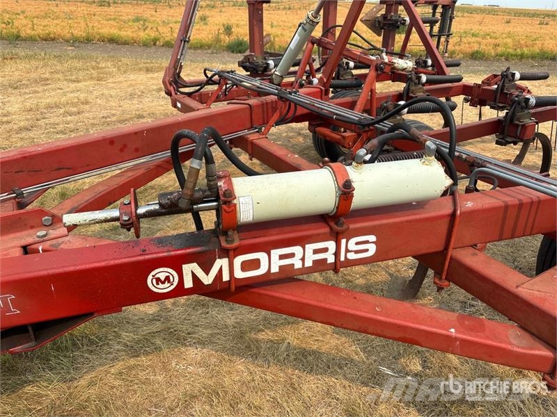 Morris CP731 31 ft Cultivator Cultivatoren
