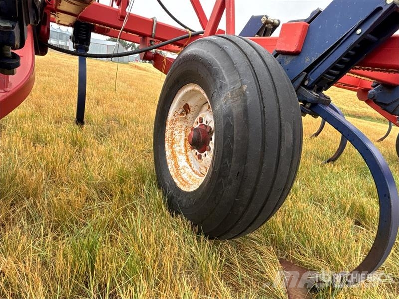 Morris CP850 Magnum III 50 ft Cultivator Cultivators