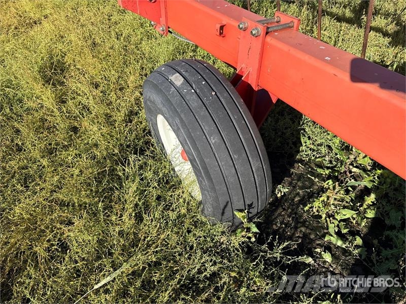 Morris Field Pro 70 ft Mid Harrow Äkeet