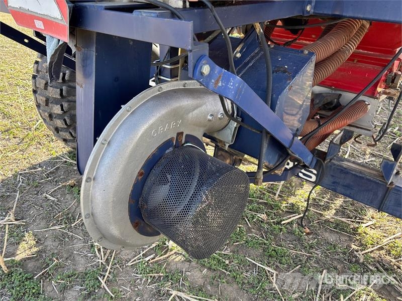 Morris Maxim 39 ft Air Drill Drills