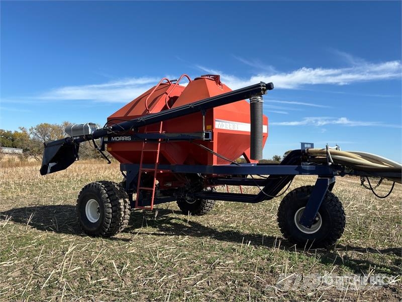 Morris Maxim 39 ft Air Drill Drills