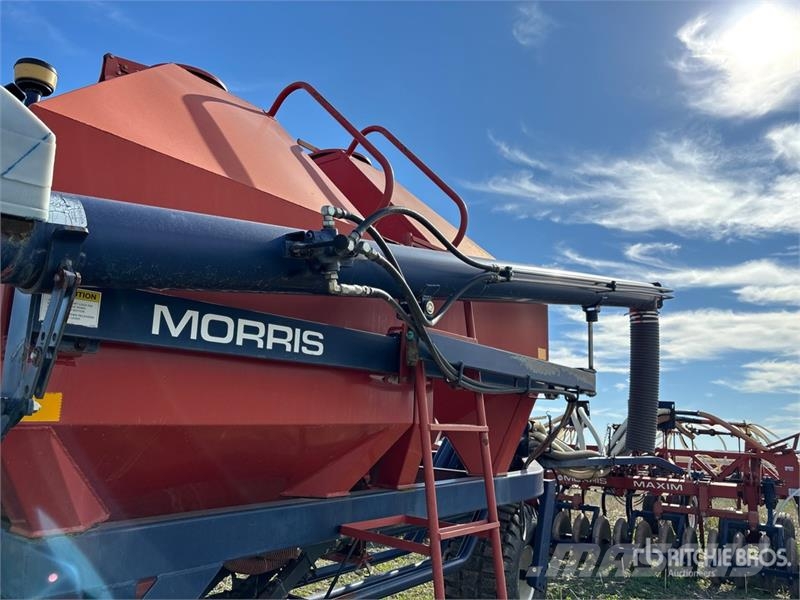 Morris Maxim 39 ft Air Drill Drills