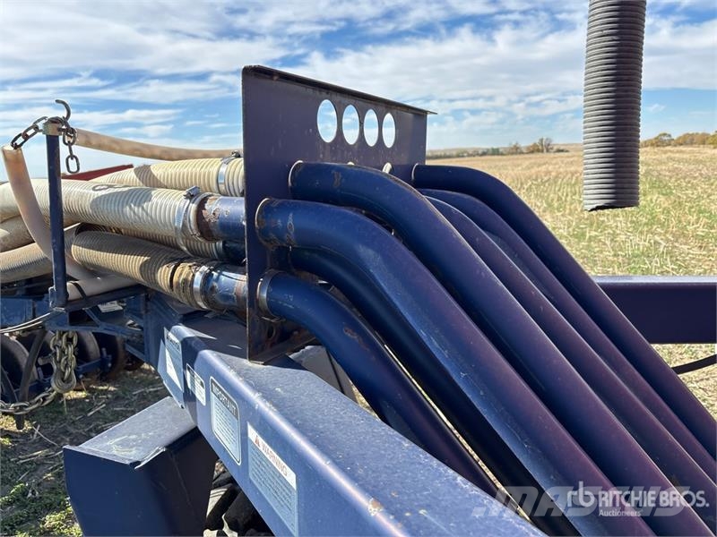 Morris Maxim 39 ft Air Drill Drills
