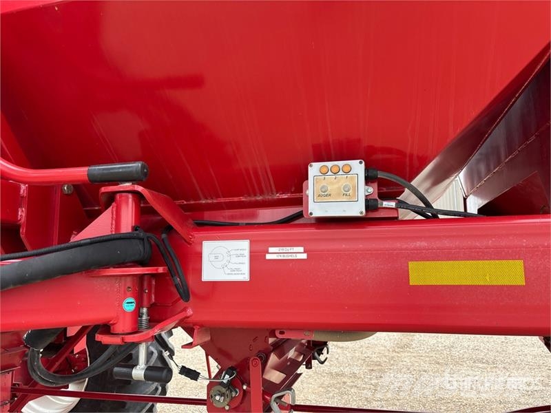 Morris Maxim II 60 ft Air Drill 条播机