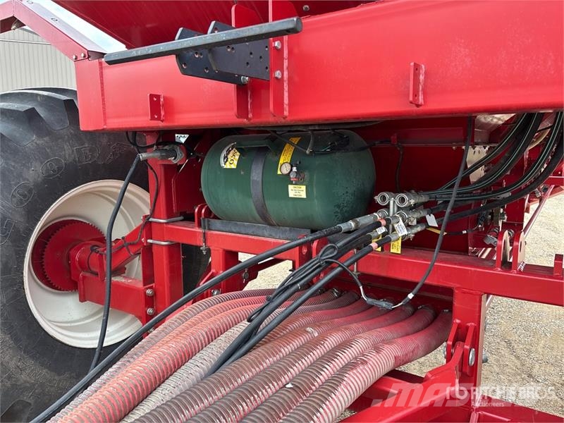 Morris Maxim II 60 ft Air Drill 条播机